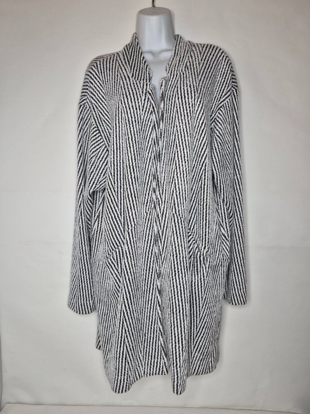 Express Womens XL Long Sleeve Open Cardigan Duster Overcoat Black White Striped - Picture 3 of 15